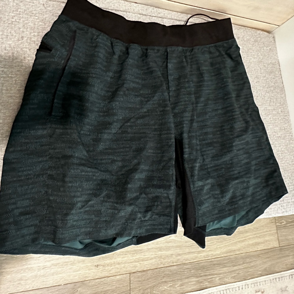 Lululemon 7 inch Liner-less athletic shorts
